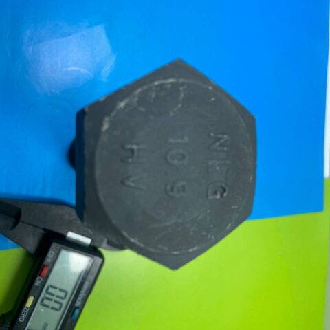 پیچ فولادی HV 10.9